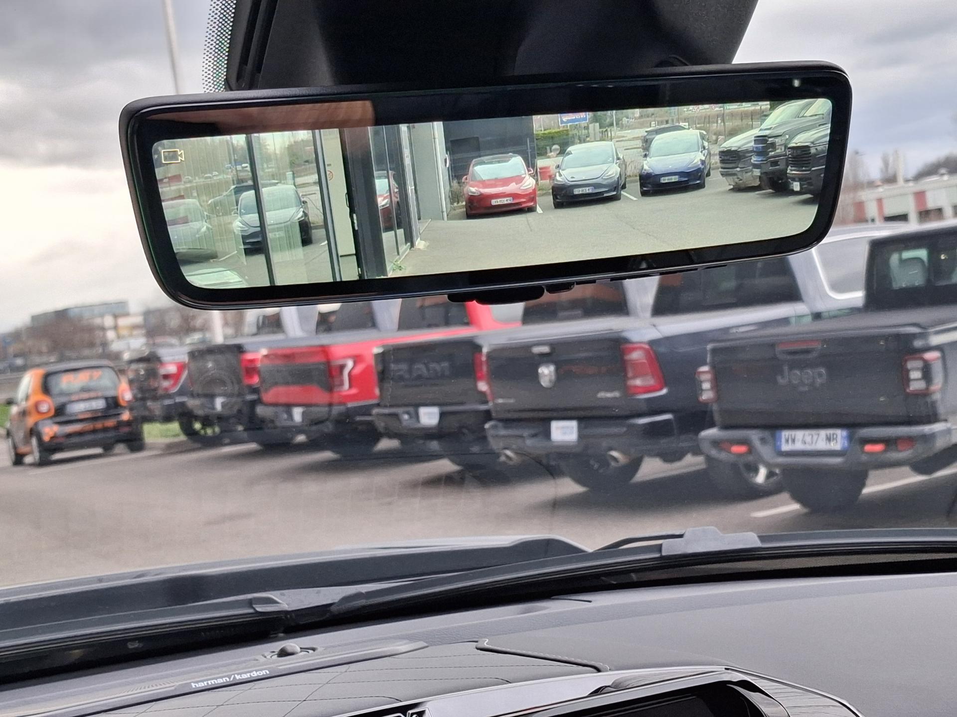 DODGE RAM 1500 CREW LIMITED NIGHT EDITION RAMBOX