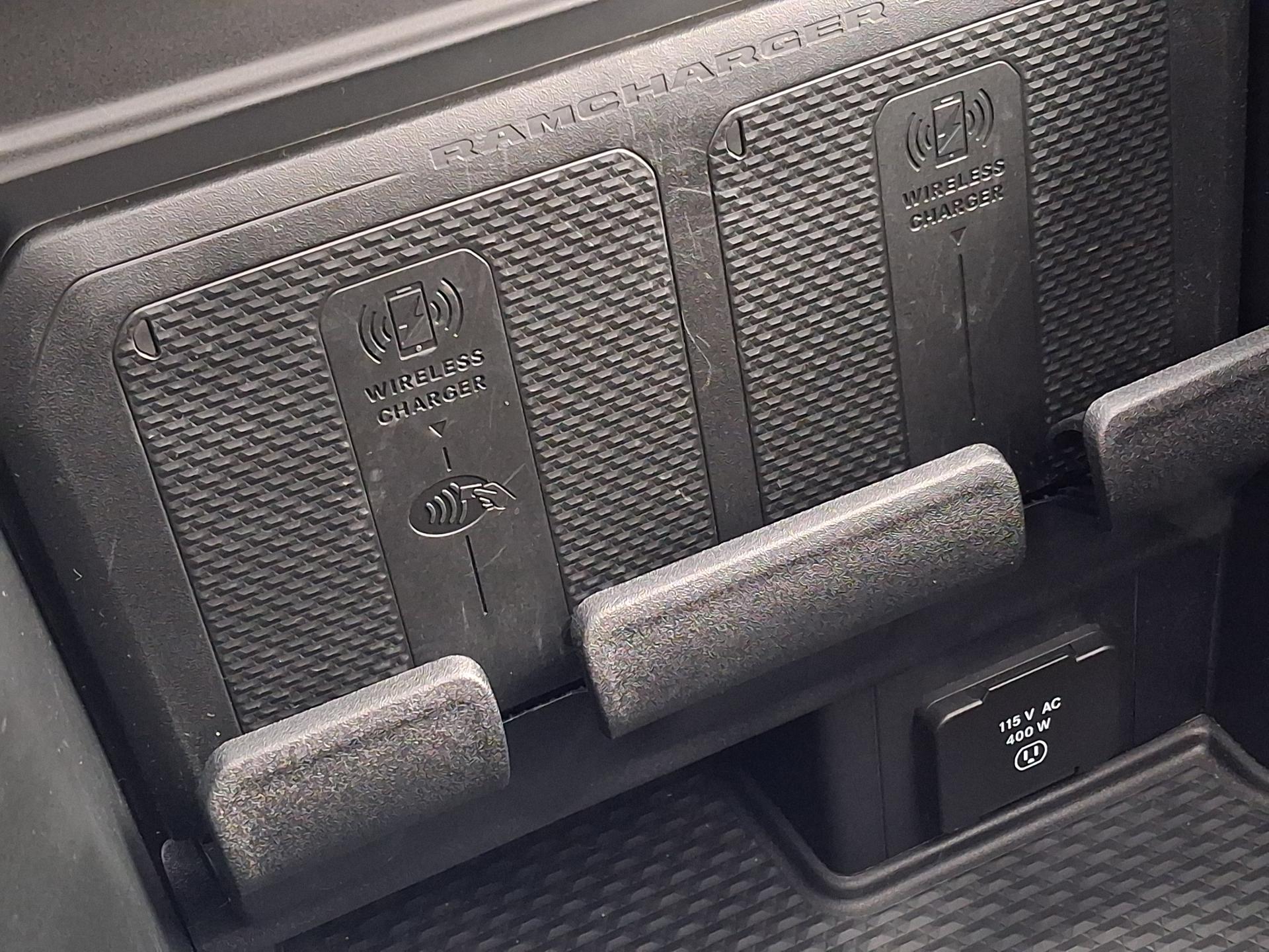 DODGE RAM 1500 CREW LIMITED NIGHT EDITION RAMBOX