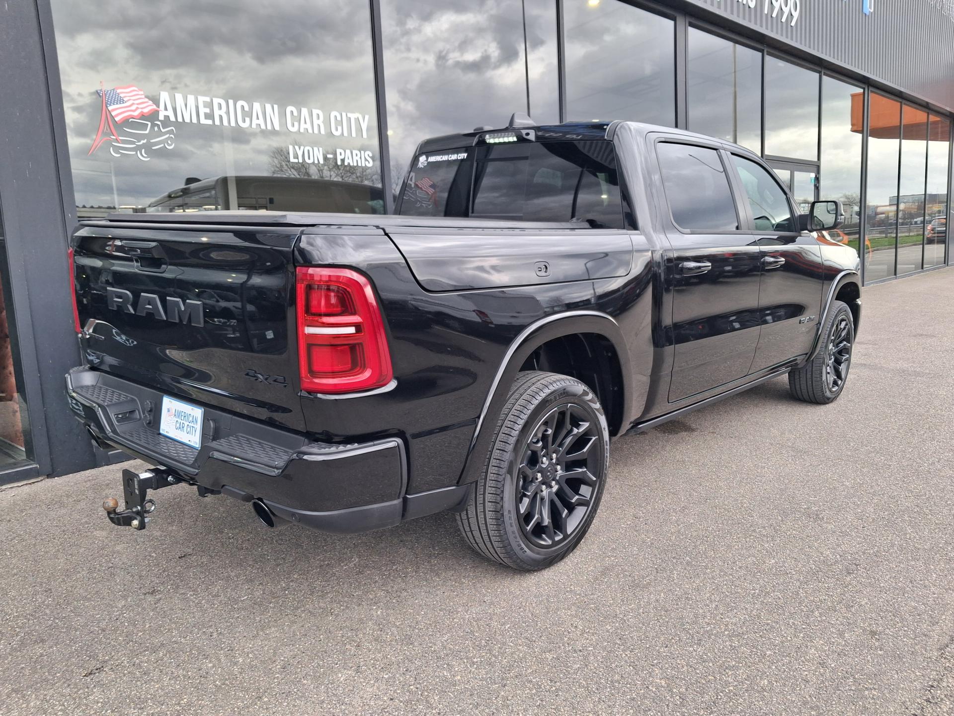 DODGE RAM 1500 CREW LIMITED NIGHT EDITION RAMBOX