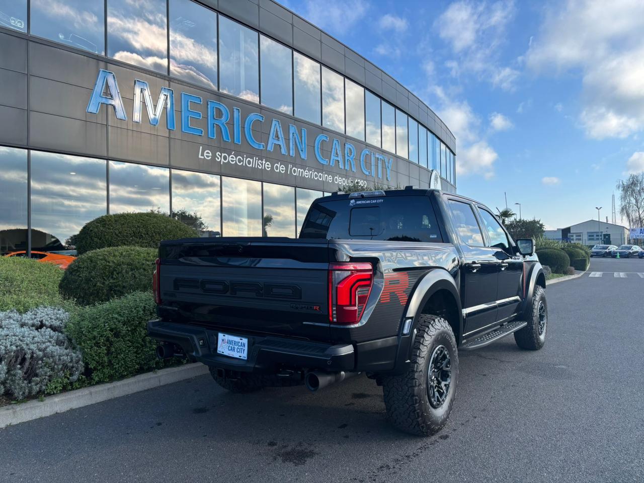 FORD F150 RAPTOR R V8 5.2L supercharged