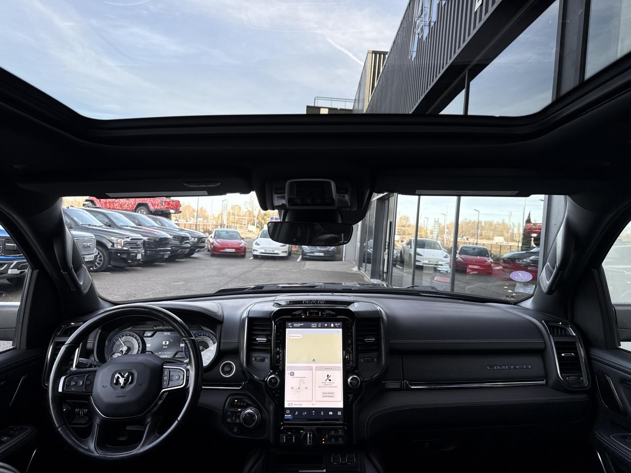 DODGE RAM 1500 CREW LIMITED - VENTE A PRO