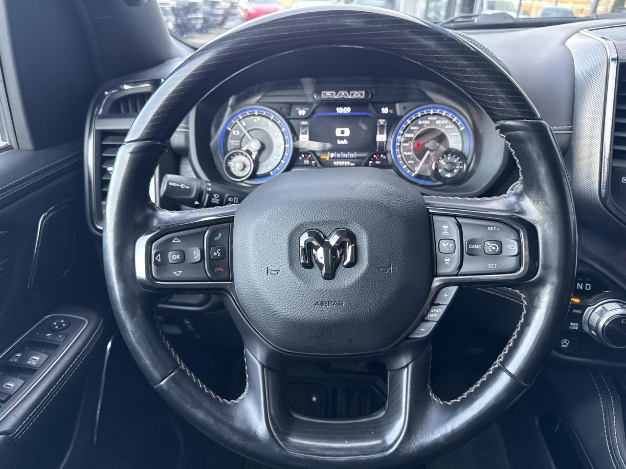 DODGE RAM 1500 CREW LIMITED - VENTE A PRO