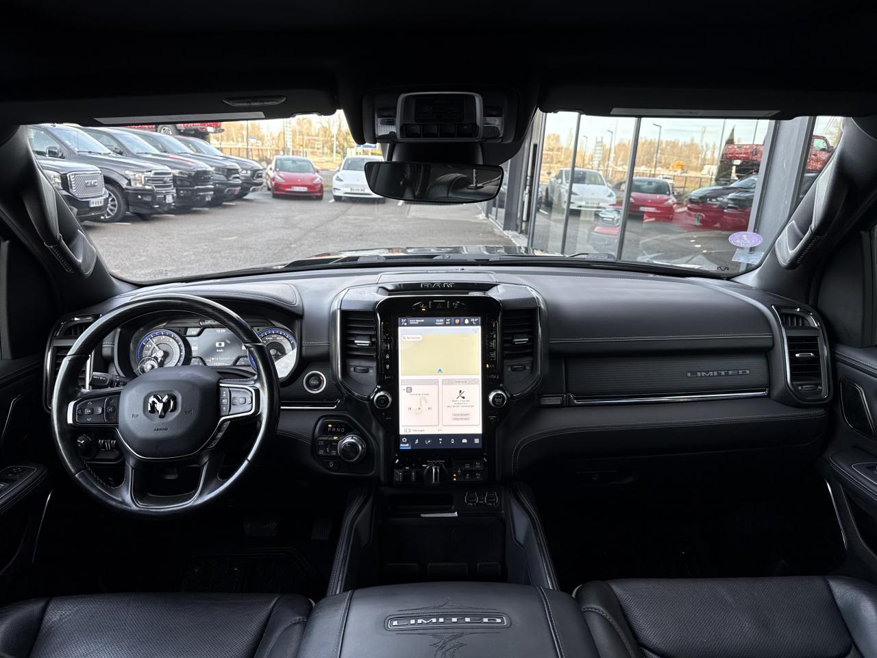 DODGE RAM 1500 CREW LIMITED - VENTE A PRO