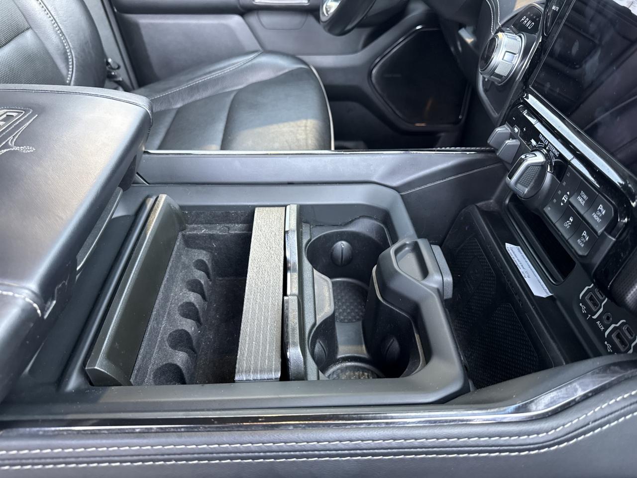 DODGE RAM 1500 CREW LIMITED - VENTE A PRO