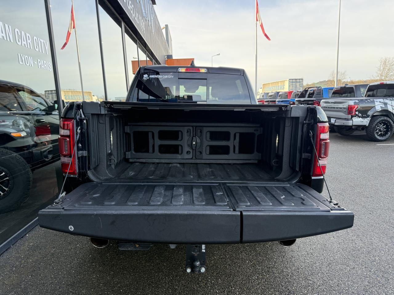 DODGE RAM 1500 CREW LIMITED - VENTE A PRO