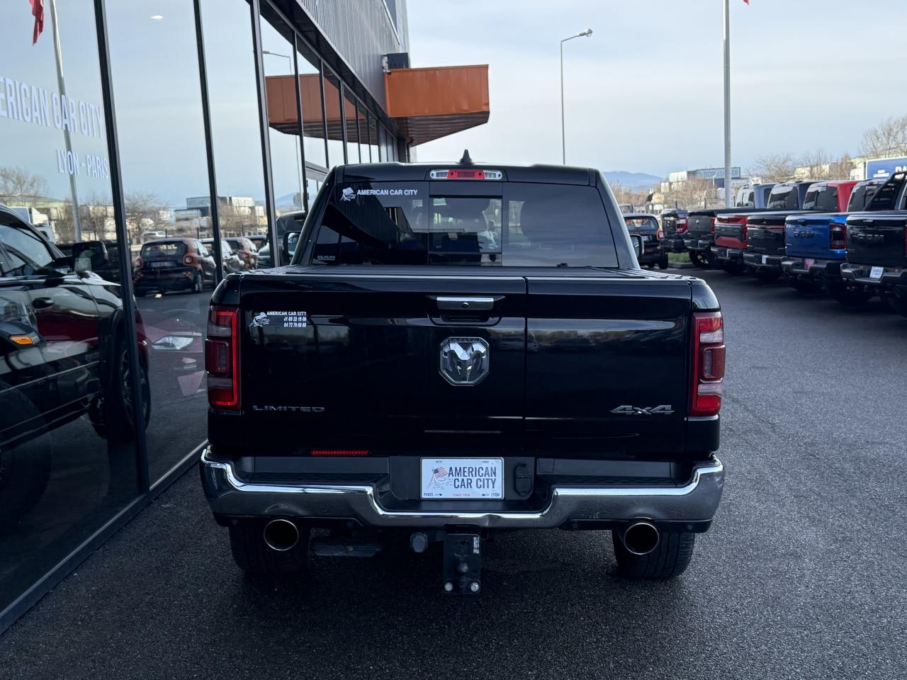 DODGE RAM 1500 CREW LIMITED - VENTE A PRO