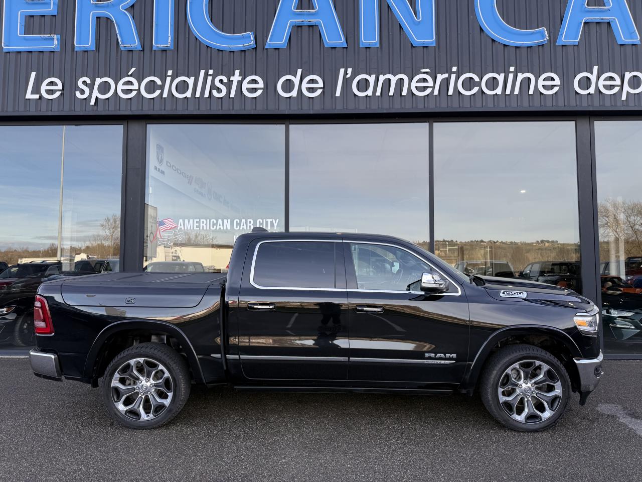 DODGE RAM 1500 CREW LIMITED - VENTE A PRO