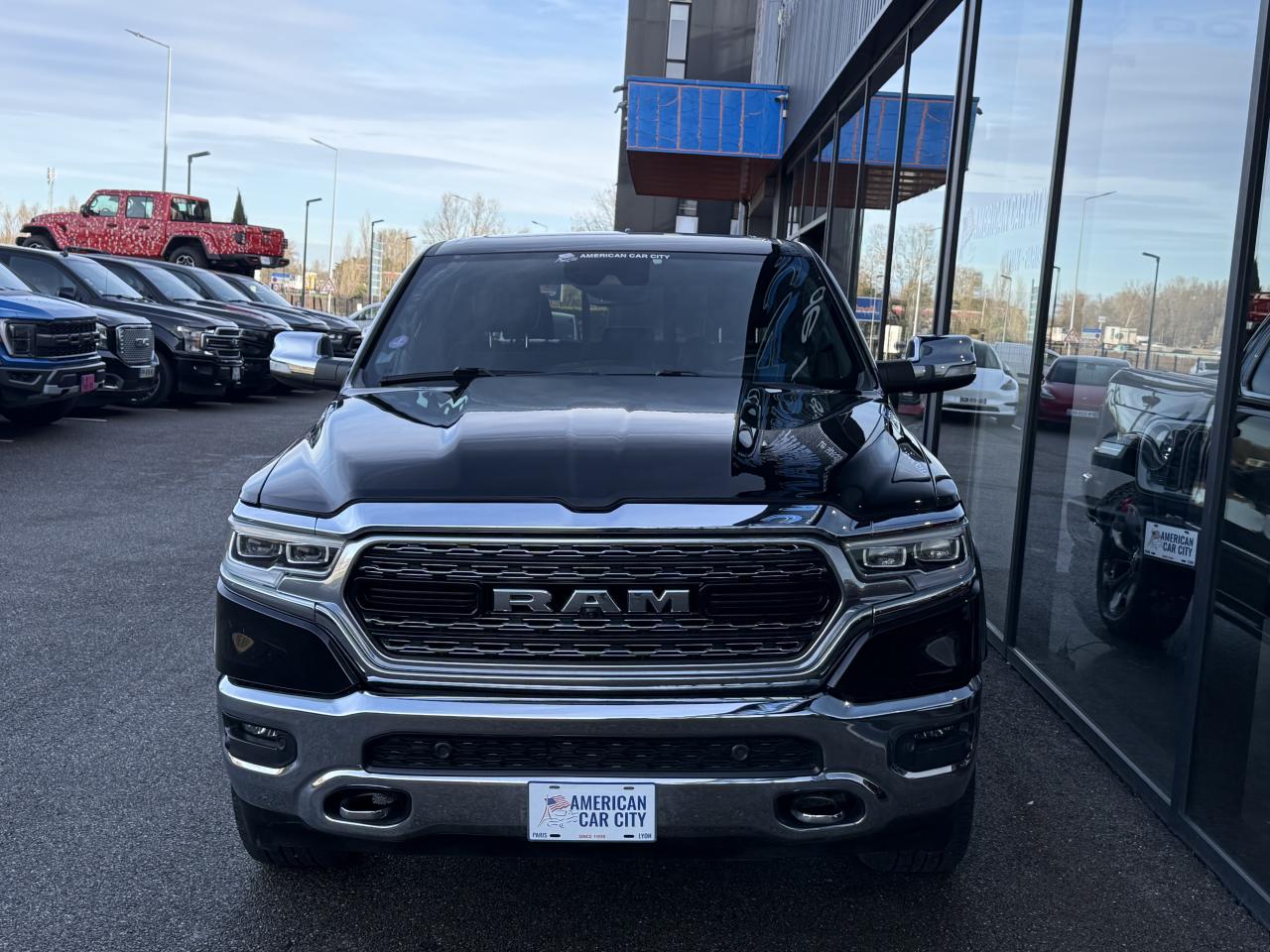 DODGE RAM 1500 CREW LIMITED - VENTE A PRO