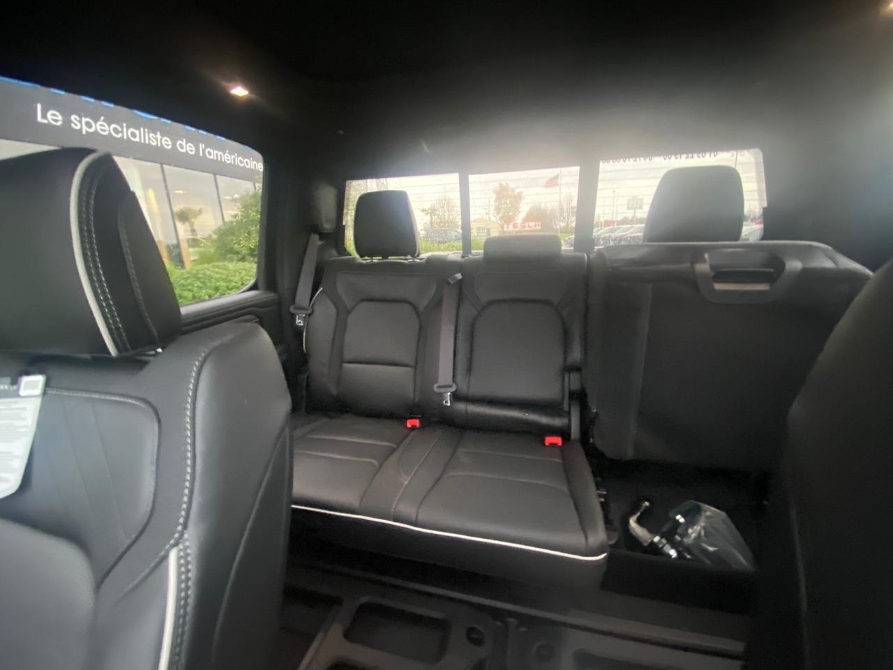 DODGE RAM 1500 CREW LIMITED NIGHT EDITION RAMBOX