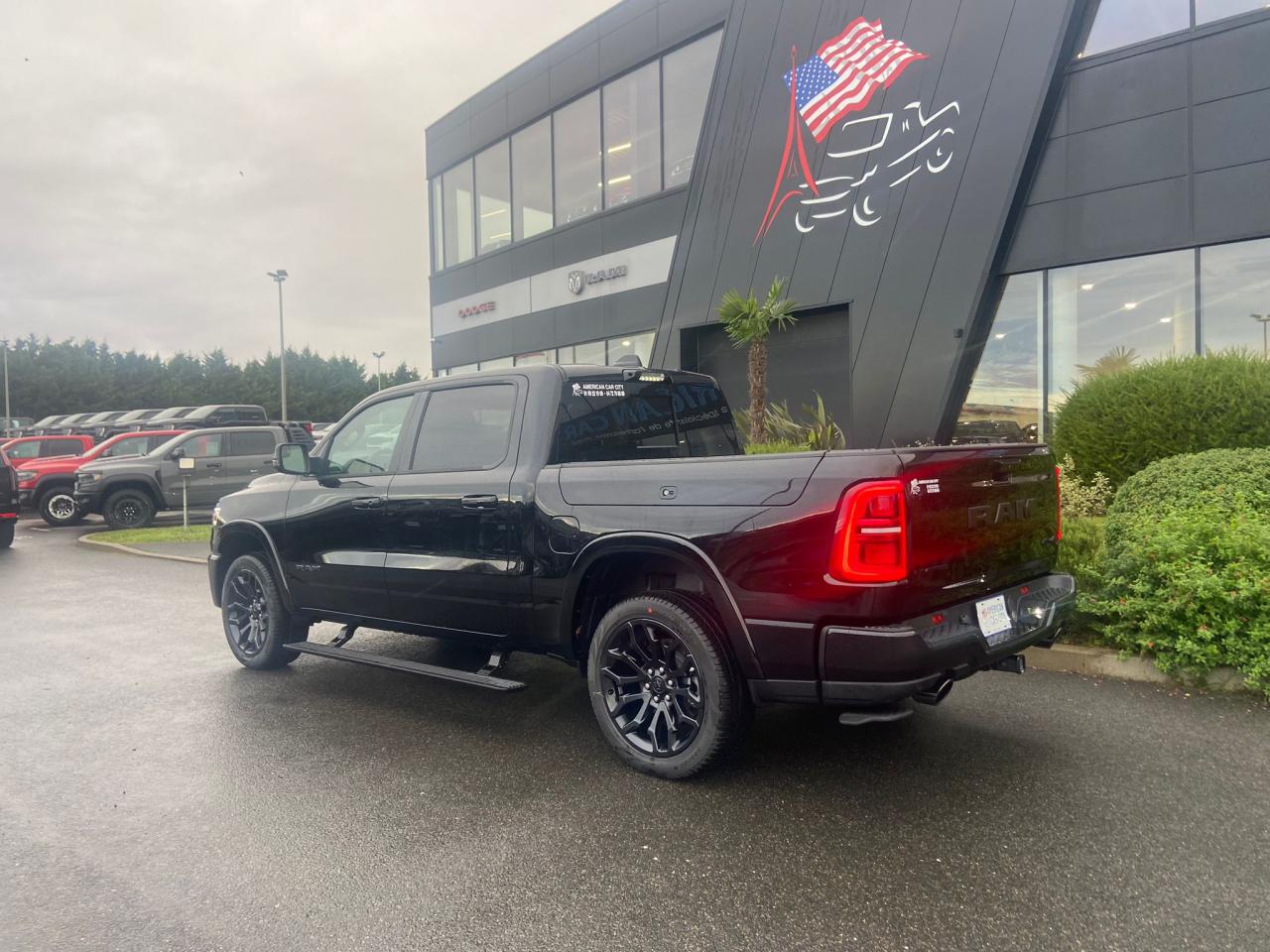 DODGE RAM 1500 CREW LIMITED NIGHT EDITION RAMBOX