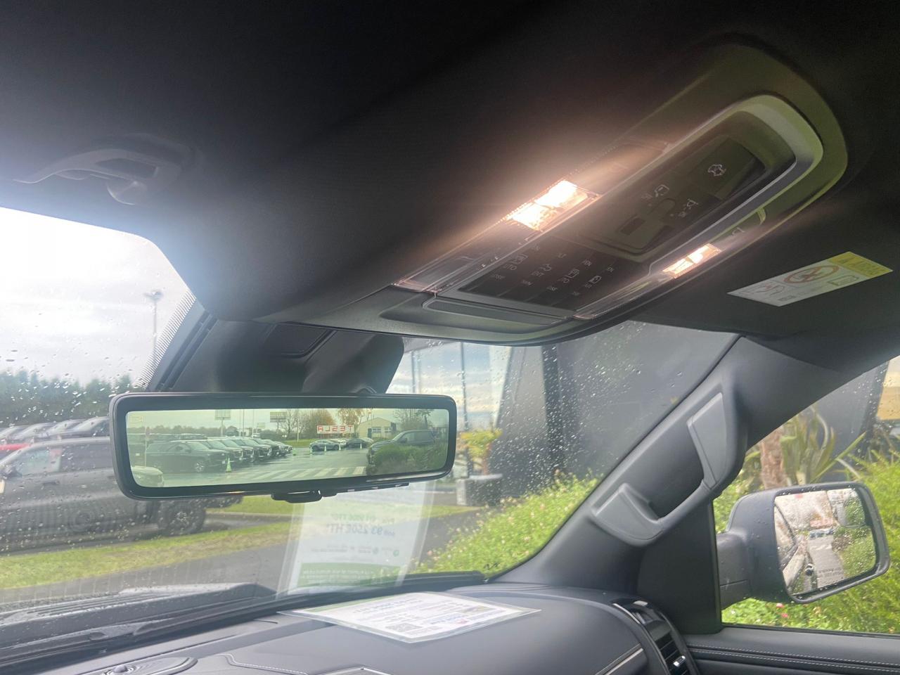 DODGE RAM 1500 CREW LIMITED NIGHT EDITION RAMBOX