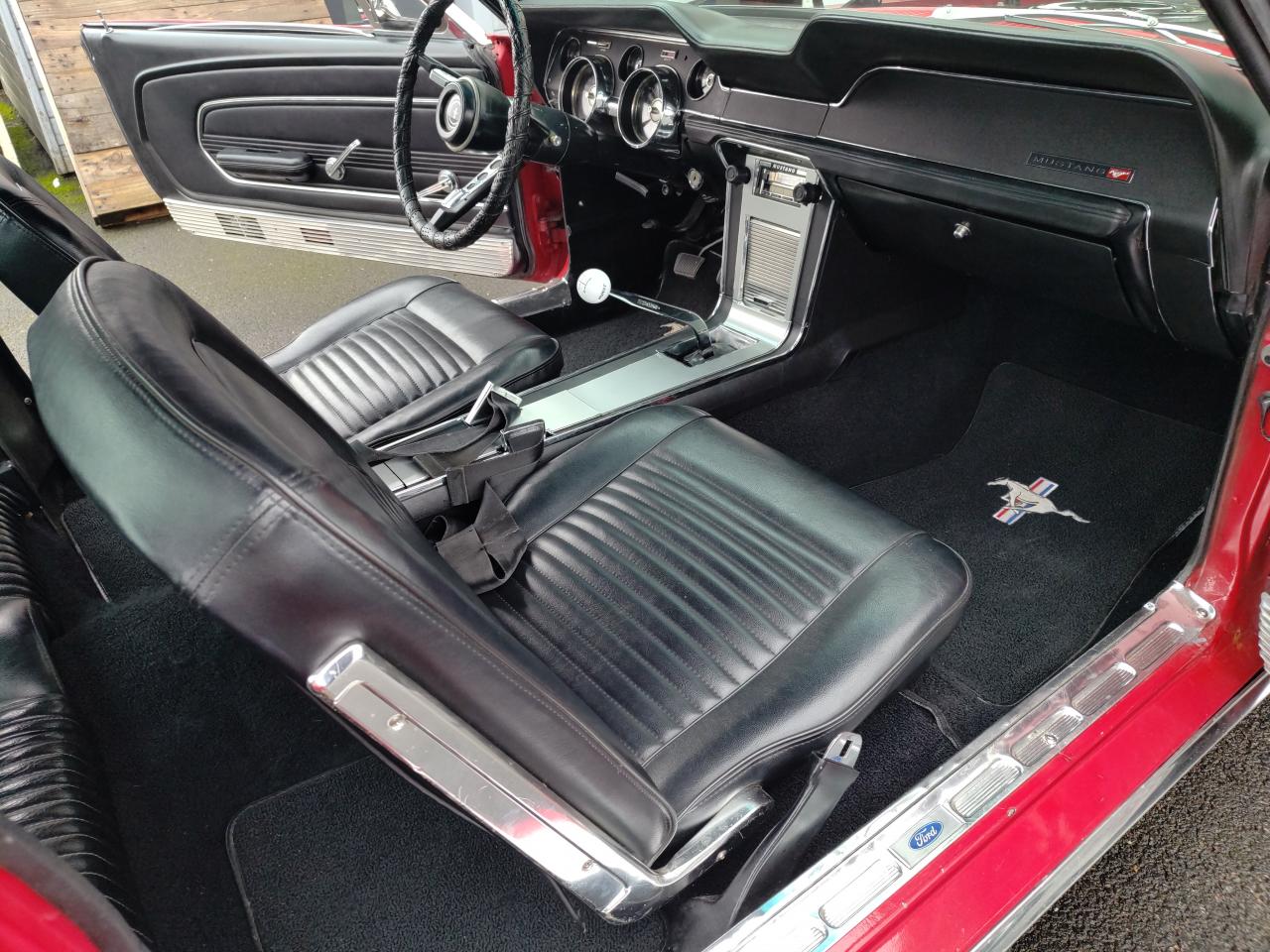 FORD MUSTANG 390 GT FASTBACK matching