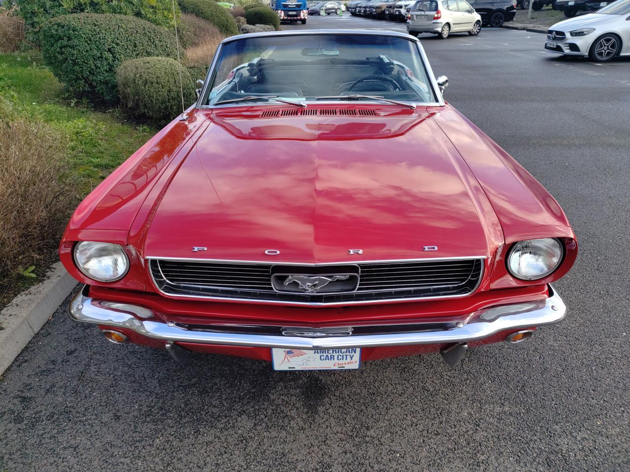 FORD MUSTANG 289 code C, disques, capote elec, boite auto