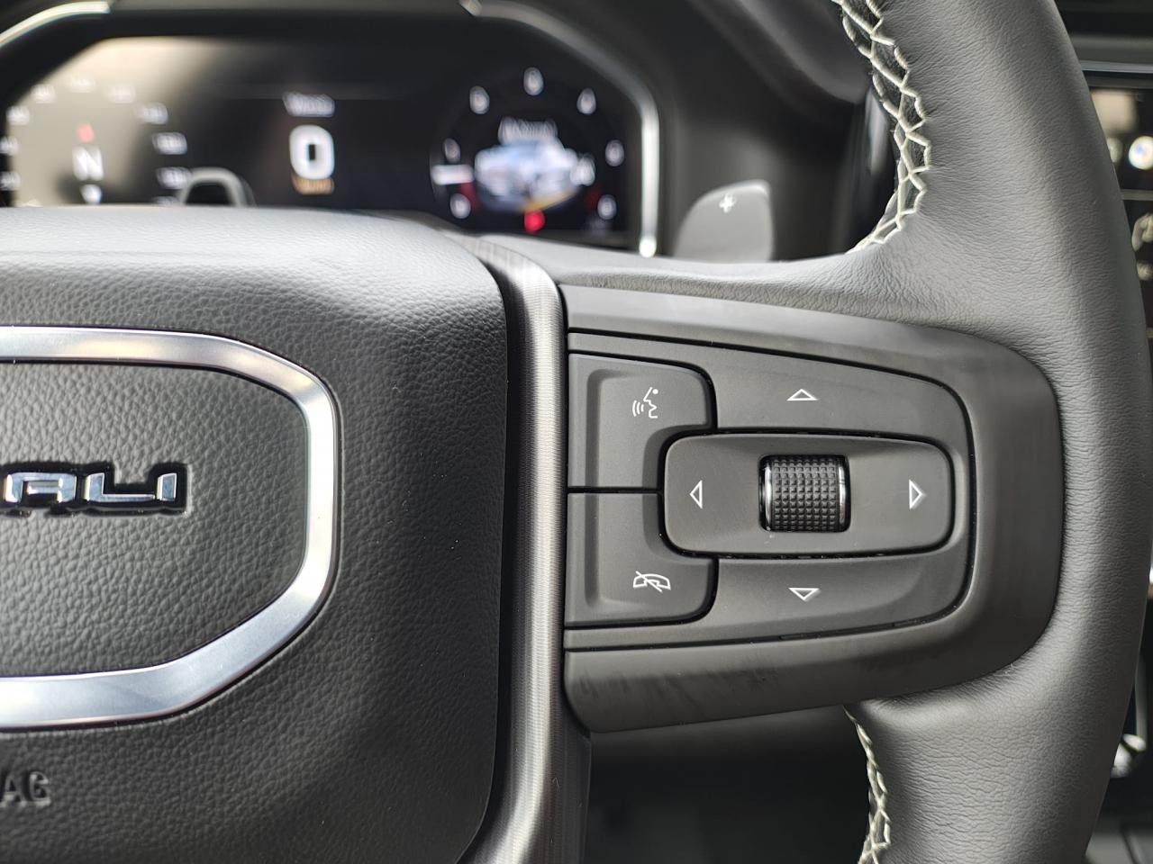 GMC Sierra 1500 Crew cab Denali Ultimate Edition V8 6.2L