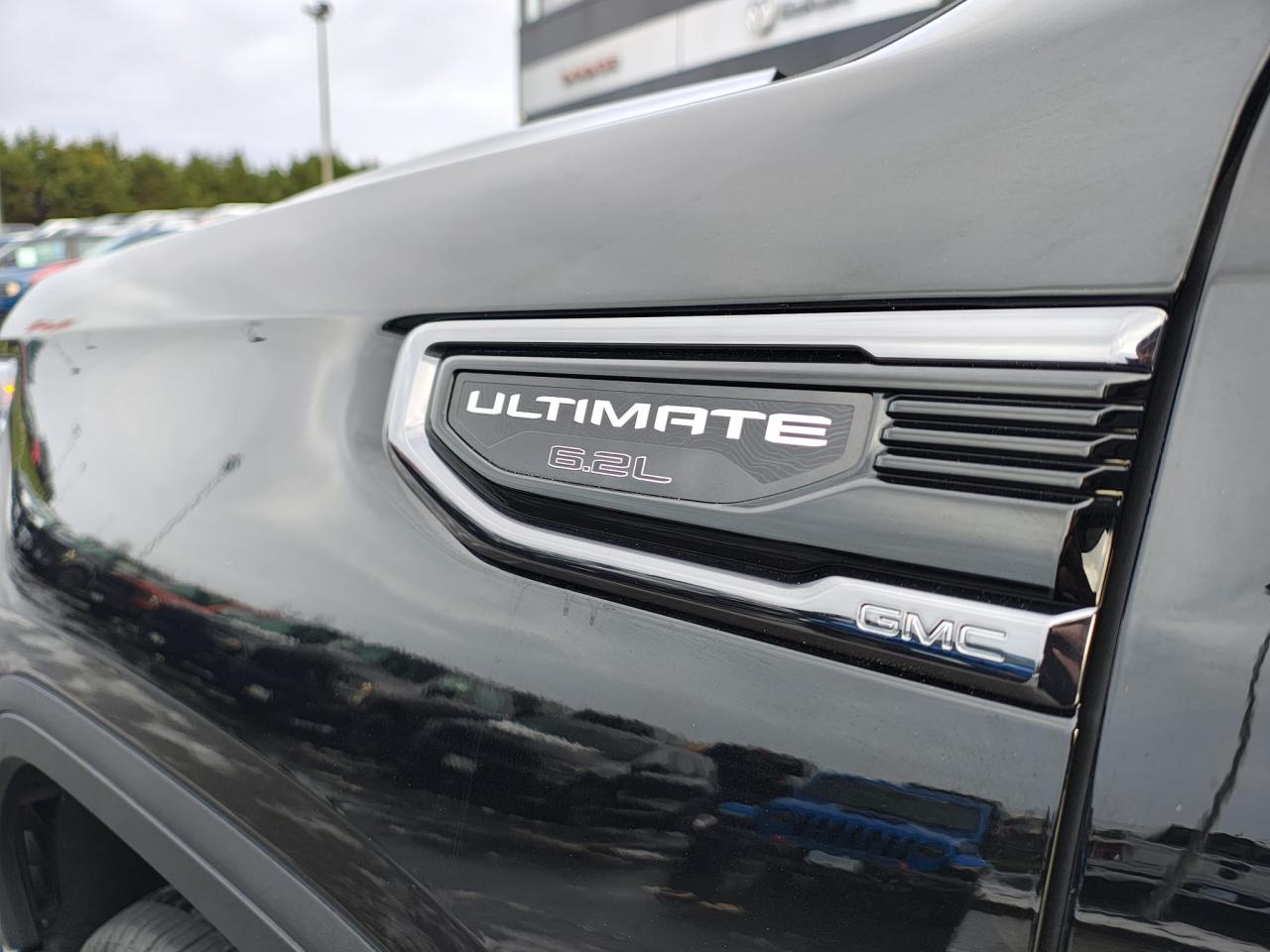 GMC Sierra 1500 Crew cab Denali Ultimate Edition V8 6.2L