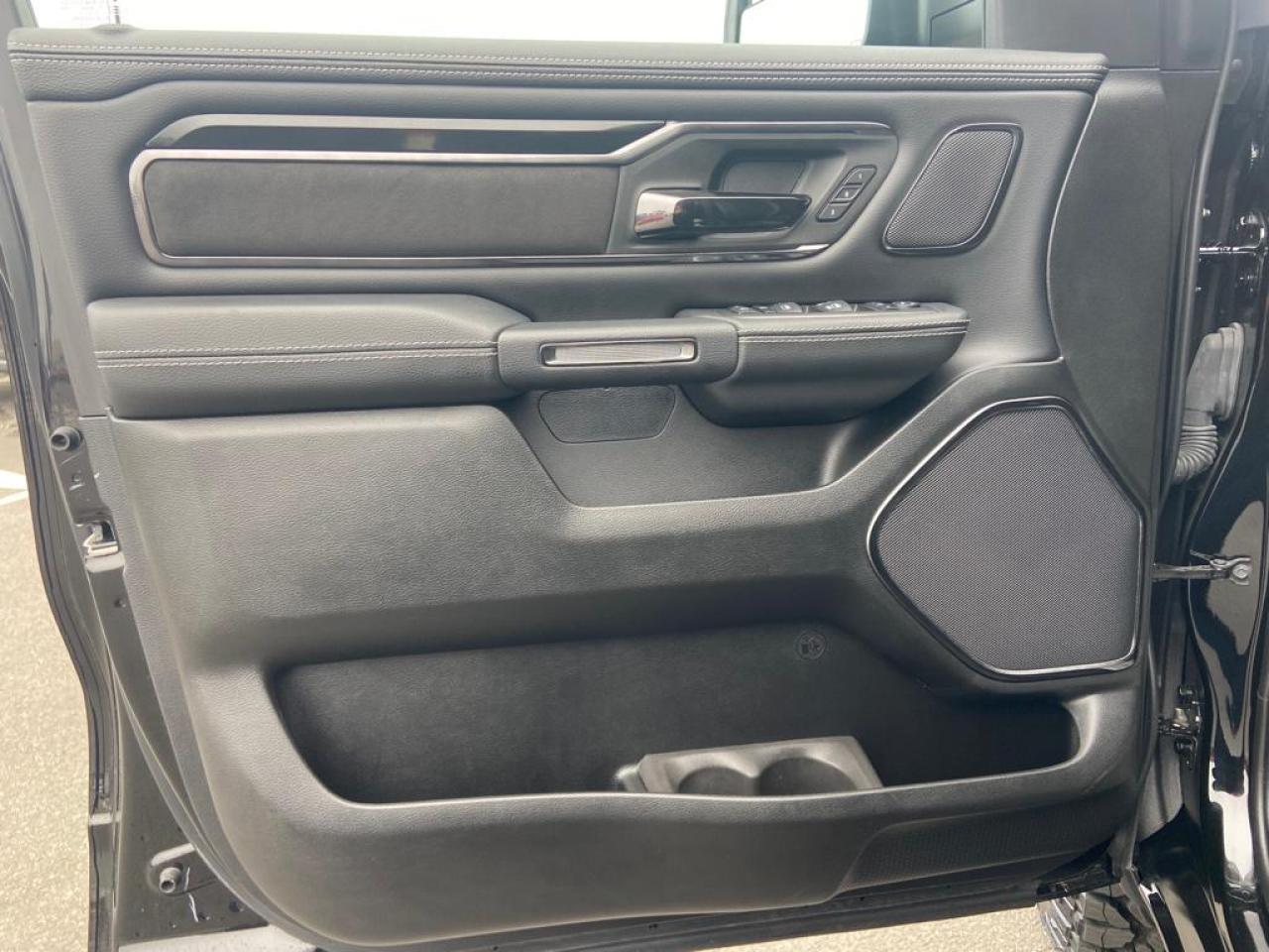 DODGE RAM 1500 CREW REBEL G/T AIR RAMBOX HAYON MULTI