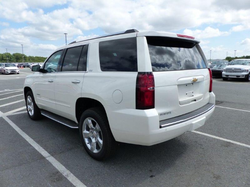 Chevrolet SUBURBAN PREMIER 4x4 v8 5.3l 355ch