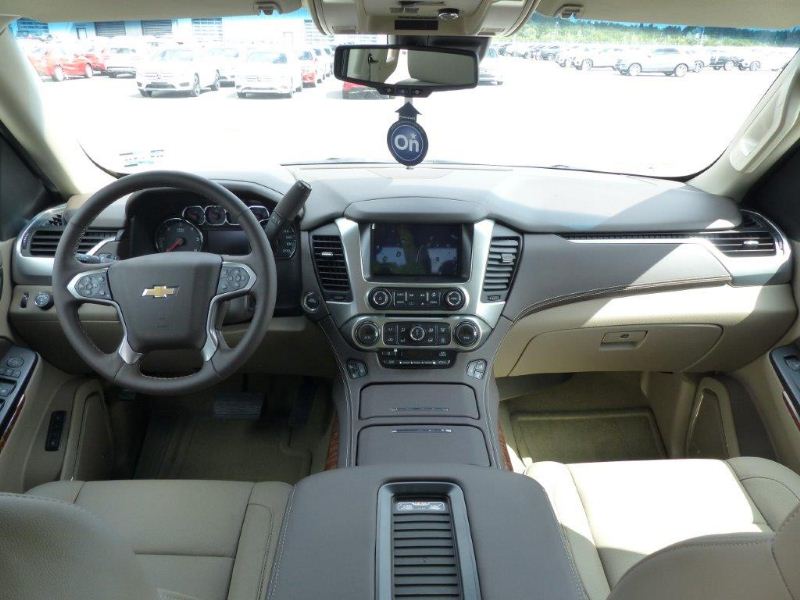 Chevrolet SUBURBAN PREMIER 4x4 v8 5.3l 355ch