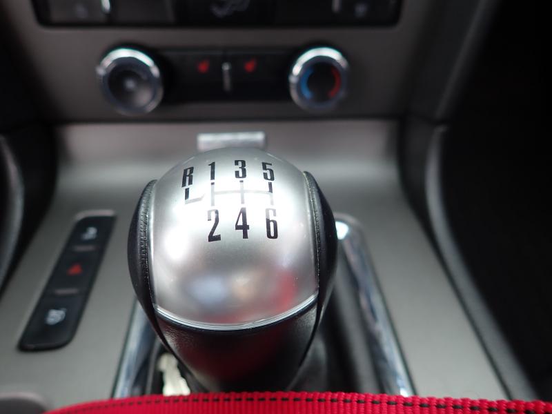 FORD MUSTANG V6 Pony Package 3.7L