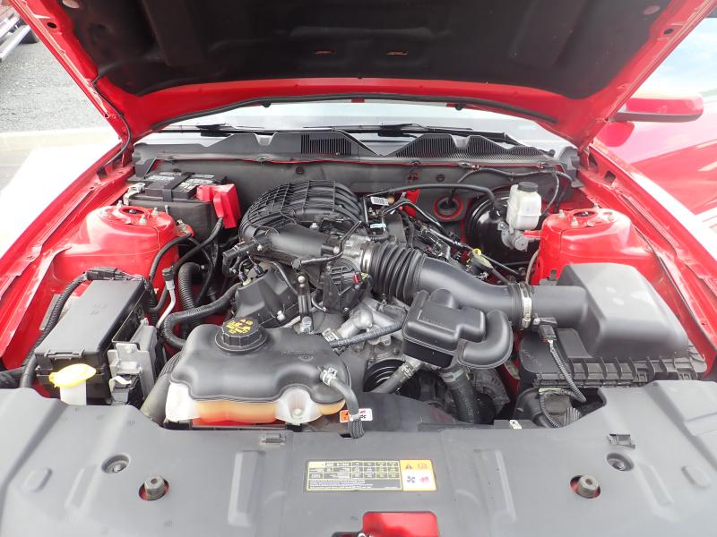FORD MUSTANG V6 Pony Package 3.7L