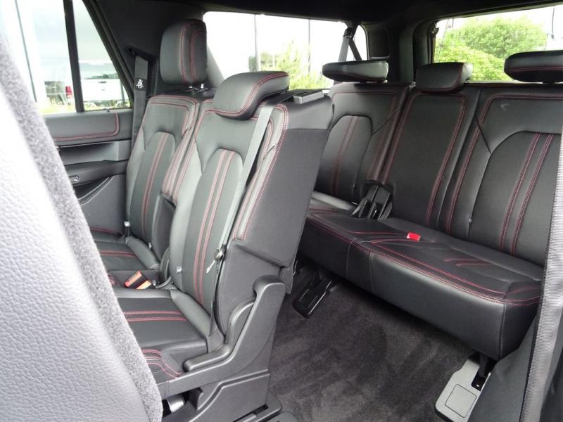 FORD EXPEDITION Max Limited Stealth