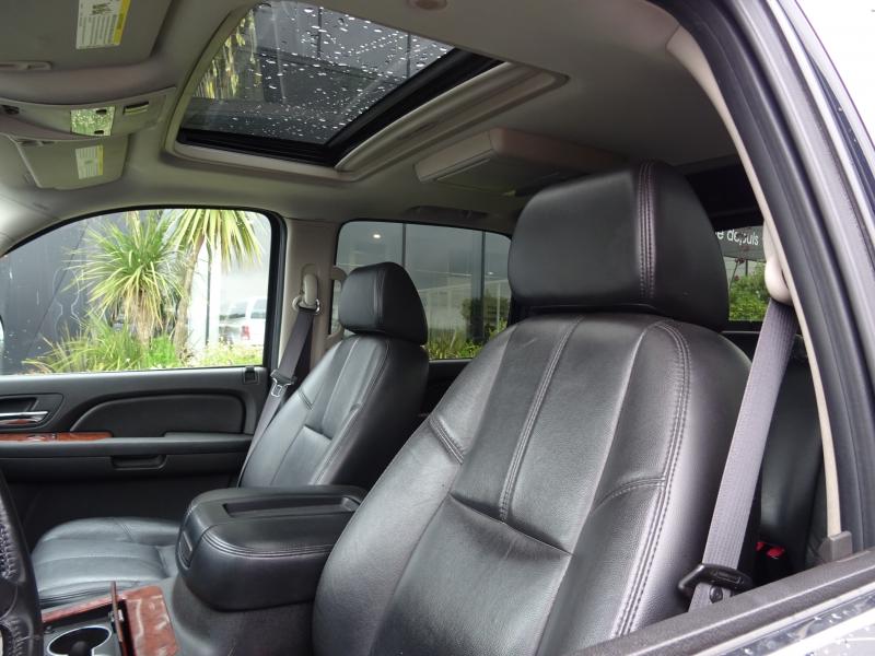CHEVROLET AVALANCHE V8 5.3L 4X4 LTZ FLEXFUEL E85