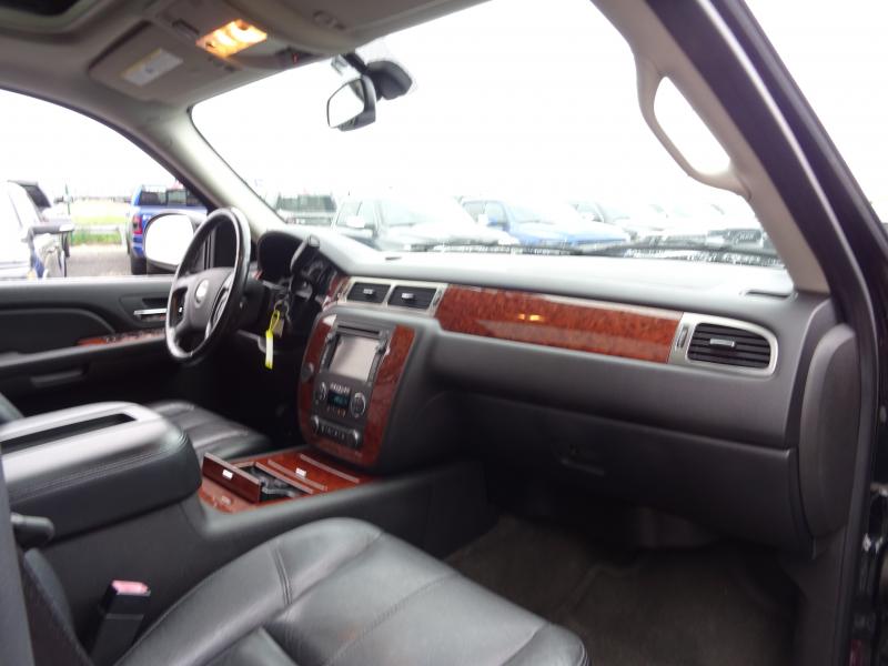 CHEVROLET AVALANCHE V8 5.3L 4X4 LTZ FLEXFUEL E85