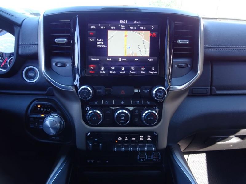 DODGE RAM 1500 CREW LARAMIE SPORT BLACK PACKAGE 2019