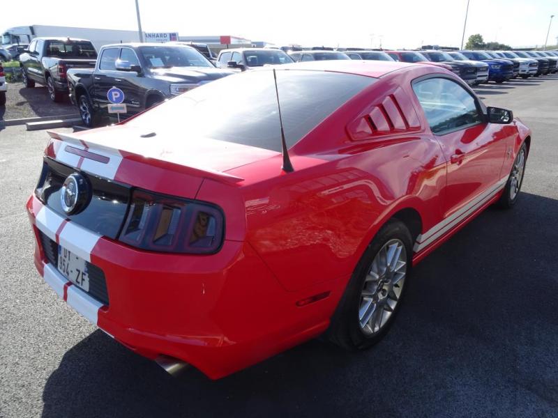 FORD MUSTANG V6 PONY PACKAGE