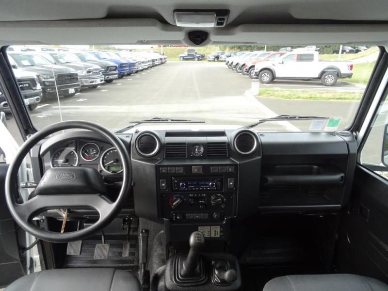 LAND ROVER DEFENDER 130 2.2L TDI pickup TVA recup 2015