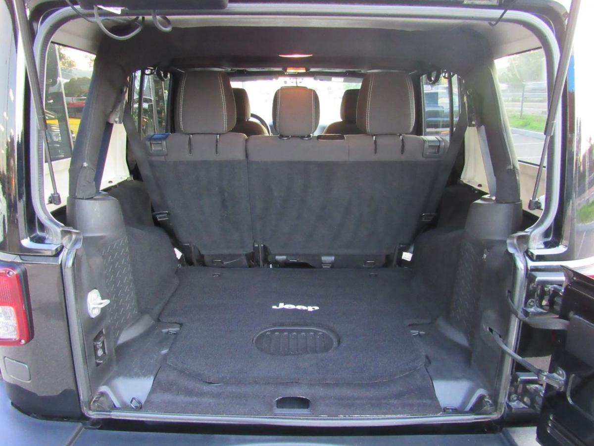 JEEP WRANGLER 2.8 CRD FAP 2015 Unlimited Sahara