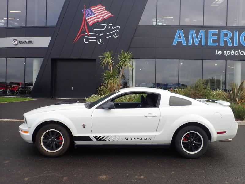 FORD MUSTANG COUPE V6 4.0L BVA