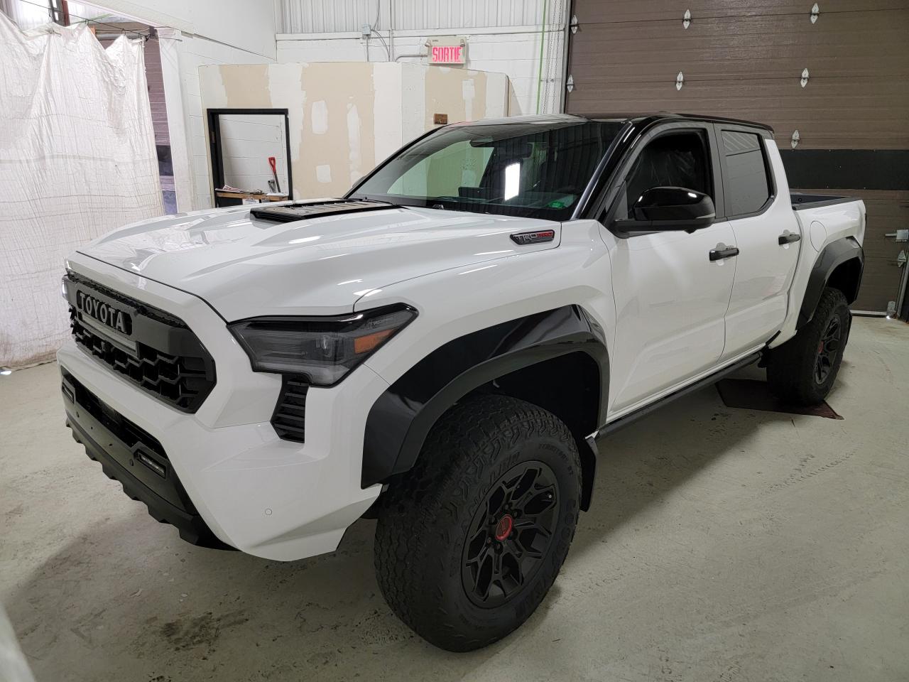 TOYOTA TACOMA TRD PRO I-FORCE MAX 2.4L 4-Cyl. Turbo Hybrid