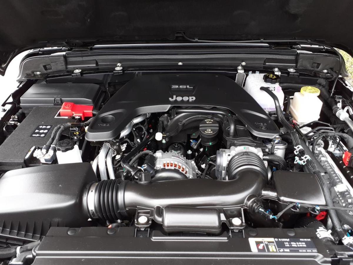 JEEP GLADIATOR Crew cab Rubicon V6 3.6 L Pentastar VVT