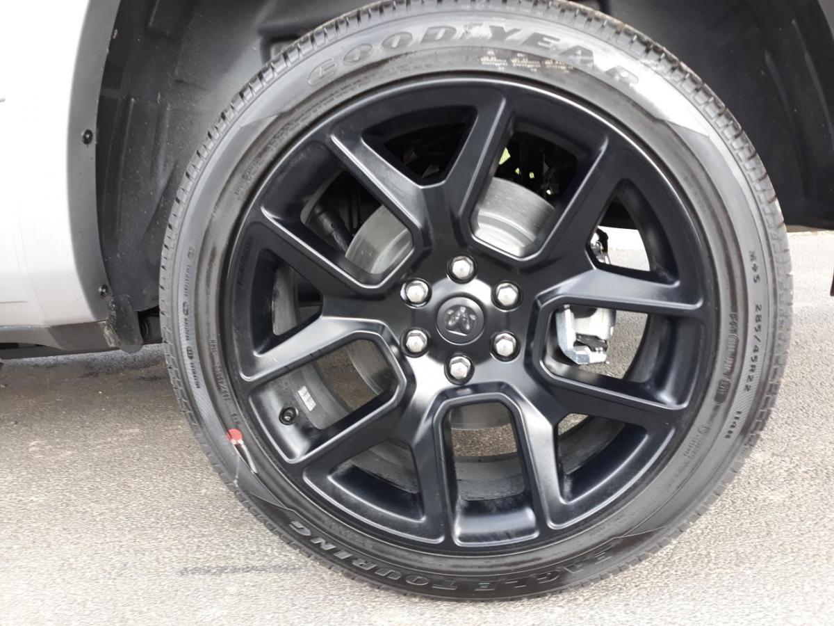 DODGE RAM 1500 CREW LARAMIE SPORT NIGHT EDITION 2020
