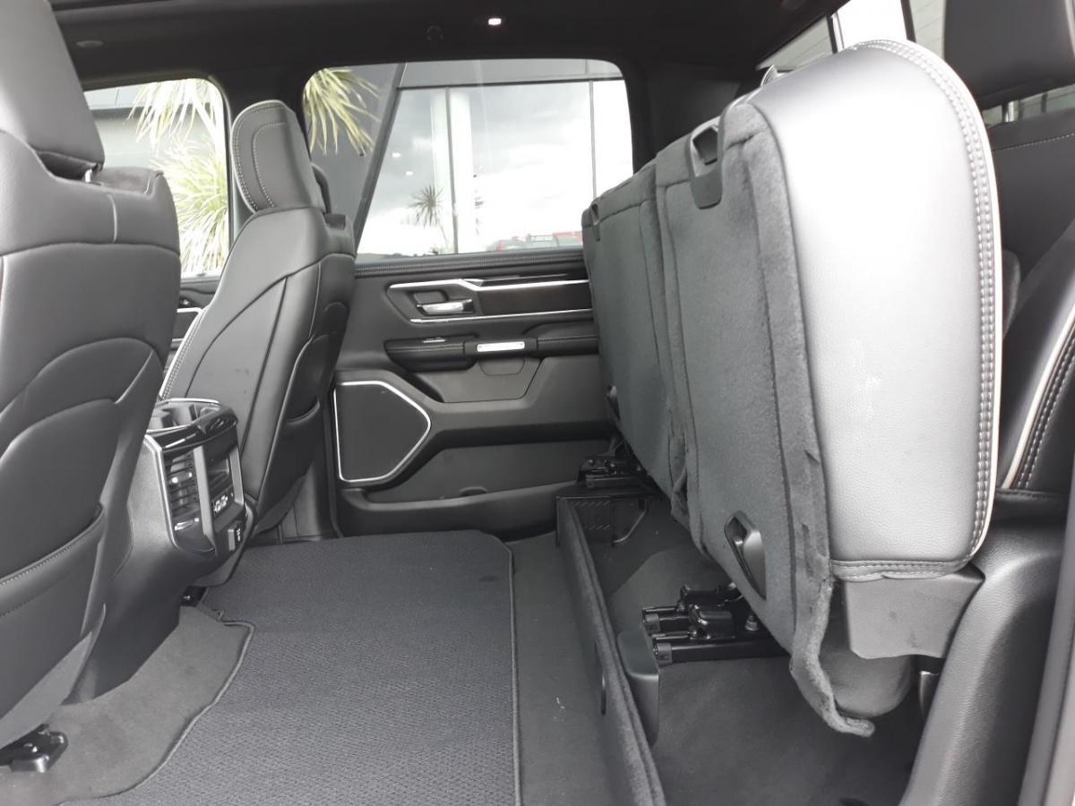 DODGE RAM 1500 CREW LARAMIE SPORT NIGHT EDITION 2020