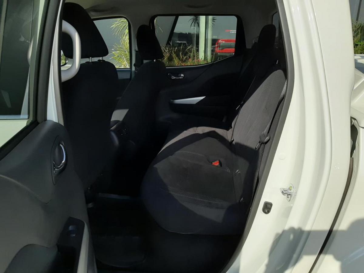 NISSAN NP300 NAVARA 2.3L dCi - 190ch - BVA Euro 6 Double-Cab Trek 1